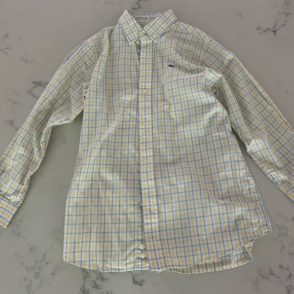 Vineyard vines button down - Picture 1 of 3